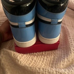 Jordan 1 fearless unc chicago